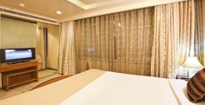 Hotel Zeeras